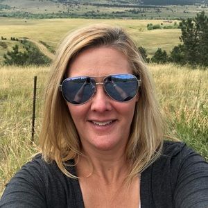 Meet your Posher, Christine